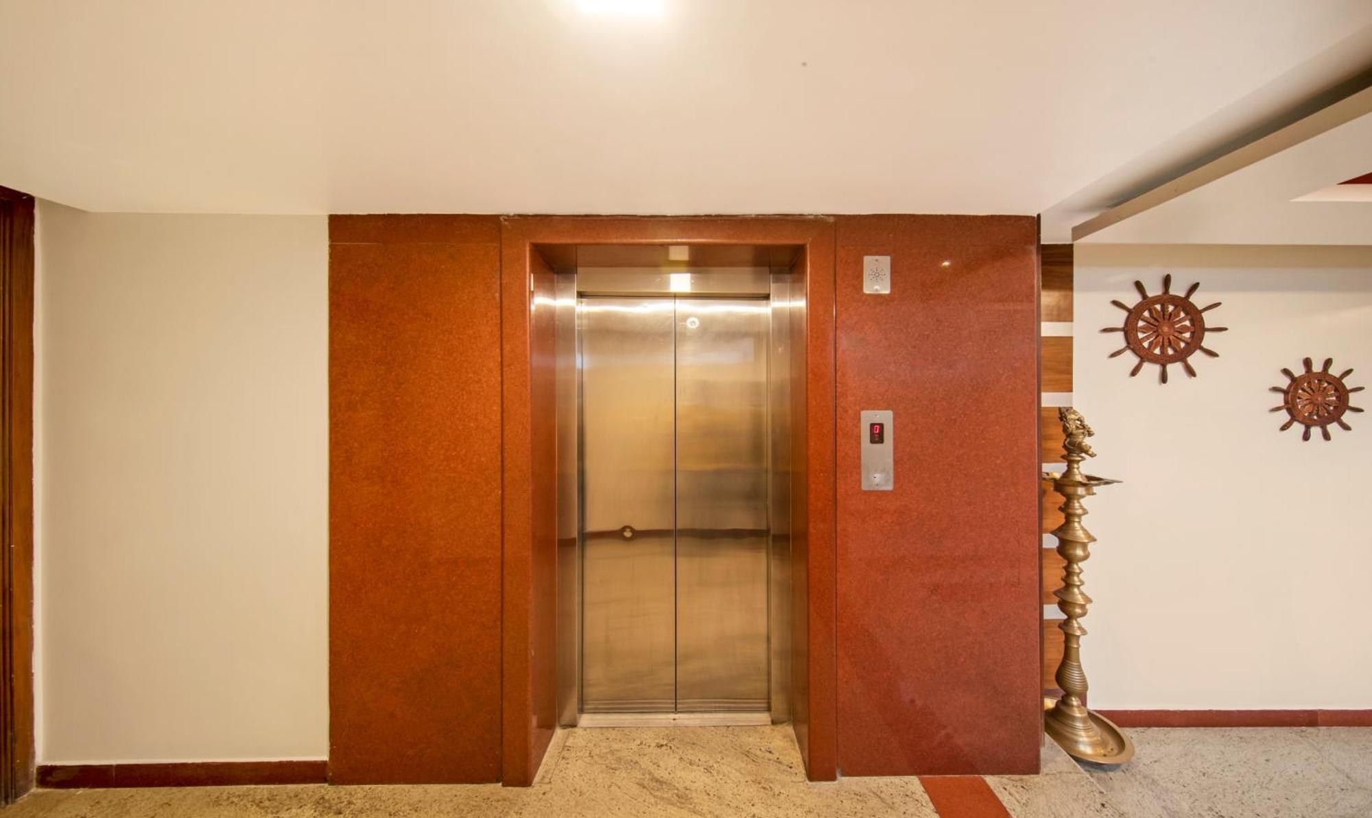 מלון קוימבטור Treebo Sam Residency מראה חיצוני תמונה